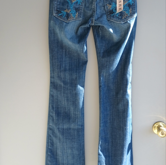 VIGOSS - Picture 2 of 12